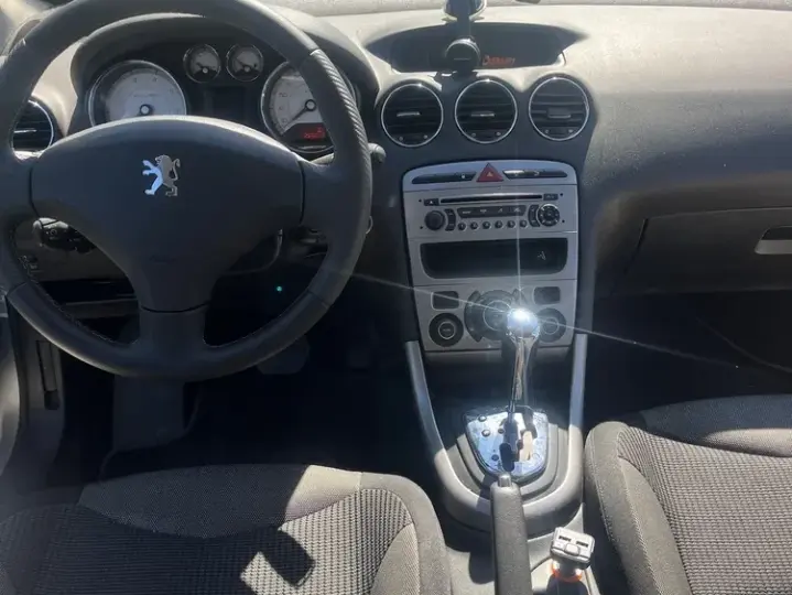 Peugeot 308 I