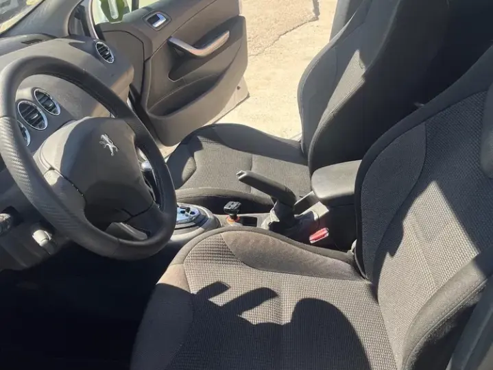 Peugeot 308 I