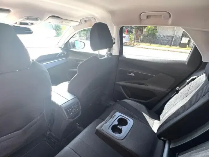 Peugeot 3008 II PureTech 130 Stop & Start GPF Active