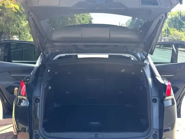 Peugeot 3008 II PureTech 130 Stop & Start GPF Active