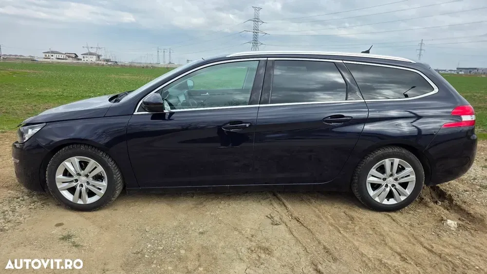 Peugeot 308 II BlueHDi 120 Stop & Start Business-Line — imagine 3