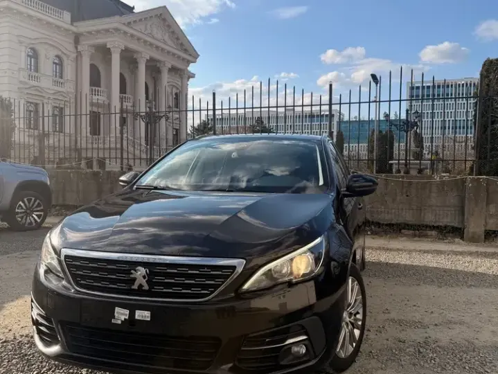 Peugeot 308 II BlueHDi 120 Stop & Start Allure