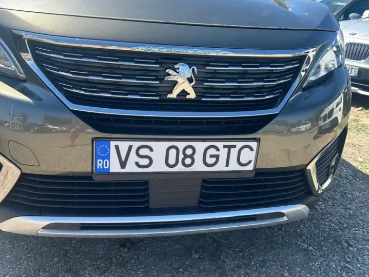 Peugeot 5008 II