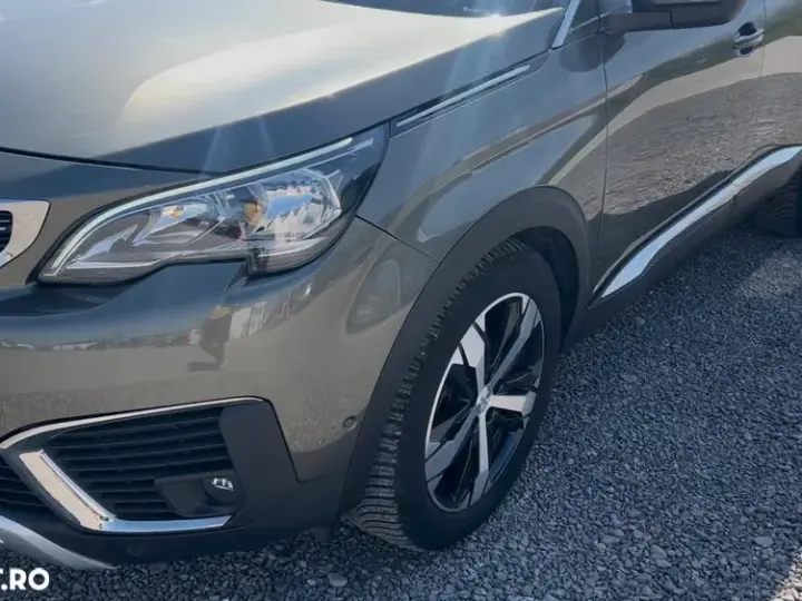 Peugeot 5008 II