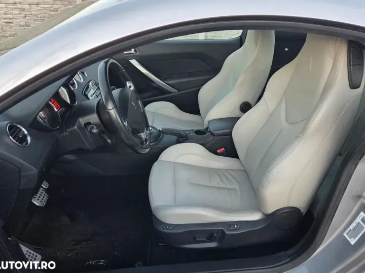 Peugeot RCZ 1.6 THP BVA6 Sport
