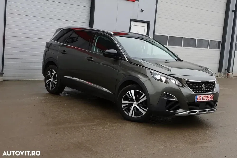 Peugeot 5008 PureTech 130 EAT6 Allure — imagine 4