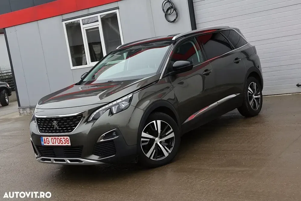 Peugeot 5008 PureTech 130 EAT6 Allure — imagine 2