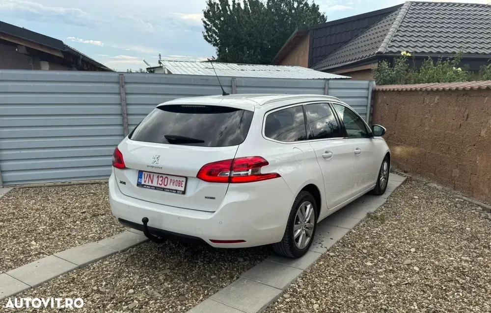 Peugeot 308 II BlueHDi 120 Stop & Start Allure — imagine 5