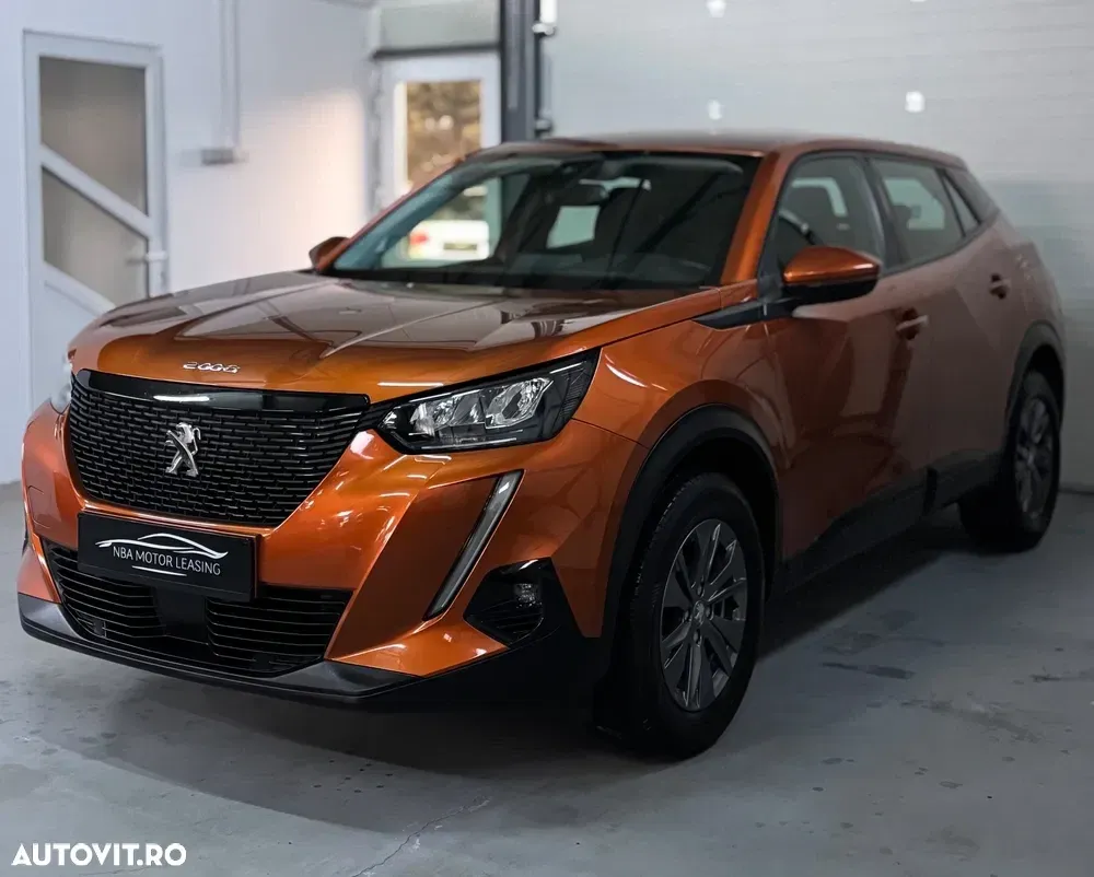 Peugeot 2008 II PureTech 130 EAT8 Allure — imagine 3