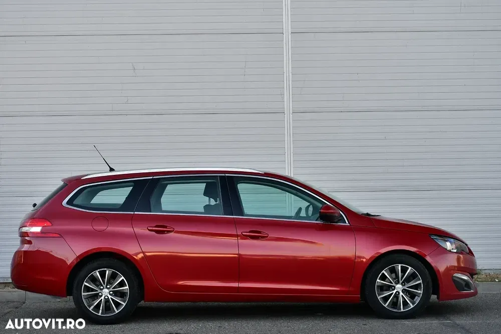 Peugeot 308 II BlueHDi 130 EAT8 Stop & Start Allure — imagine 4