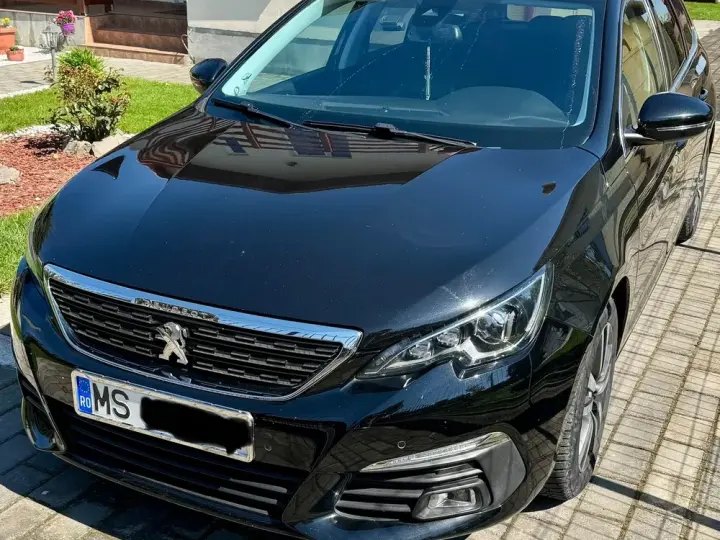 Peugeot 308 II 1.2 L PureTech Turbo Allure Aut.