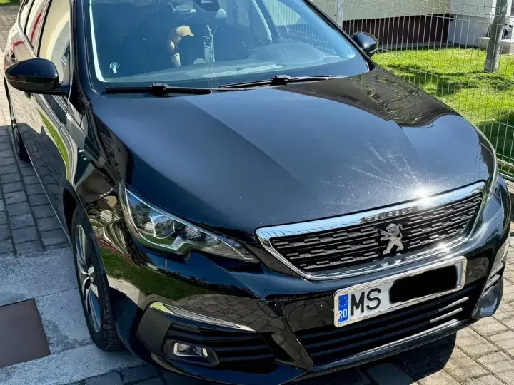 Peugeot 308 II 1.2 L PureTech Turbo Allure Aut.