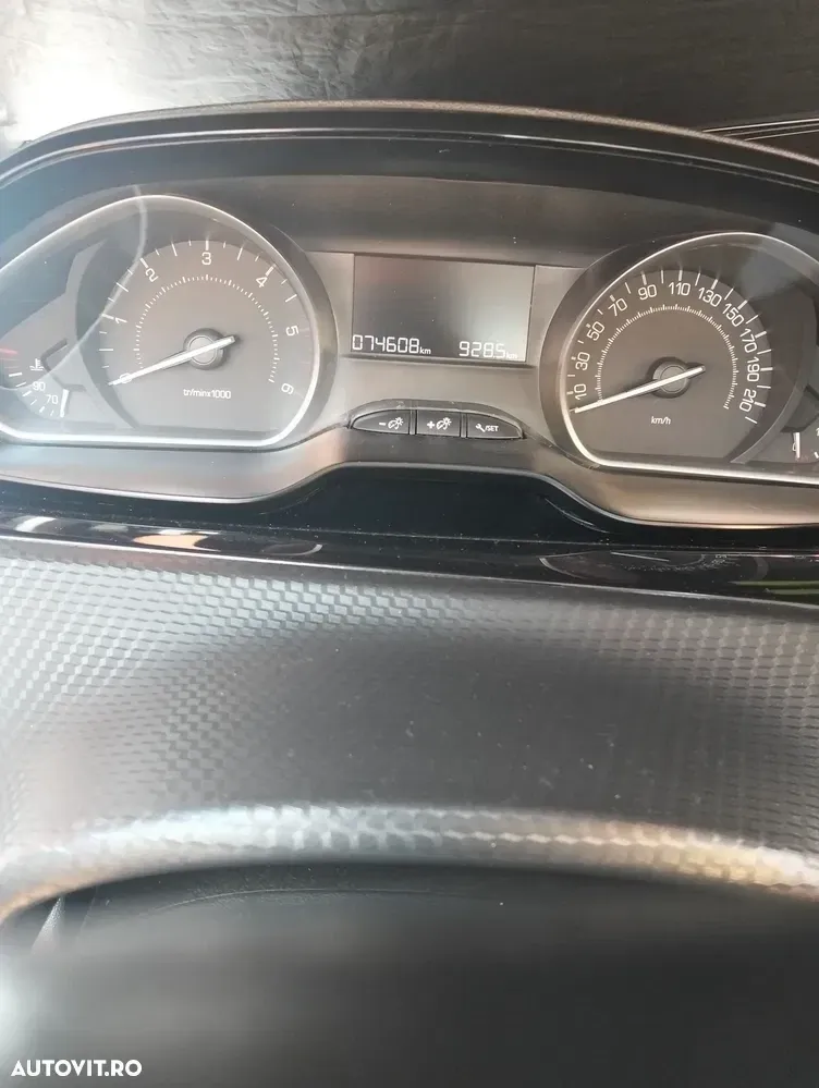 Peugeot 2008 1.6 BlueHDi FAP S&S Active — imagine 5