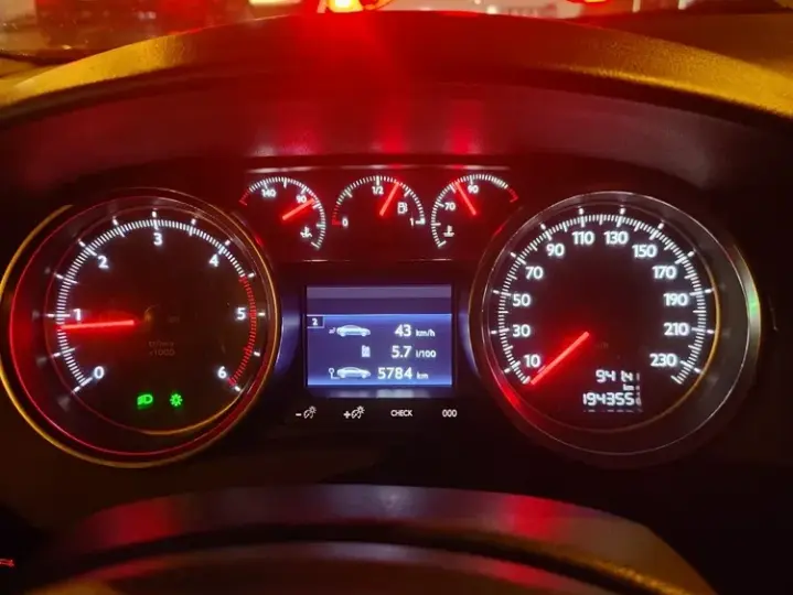 Peugeot 508 I 2.0 HDI FAP Allure