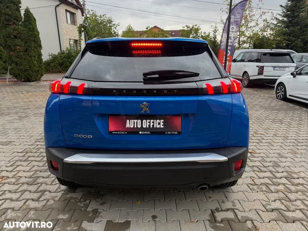 Peugeot 2008 1.5 BlueHDI STT EAT8 Allure — imagine 6