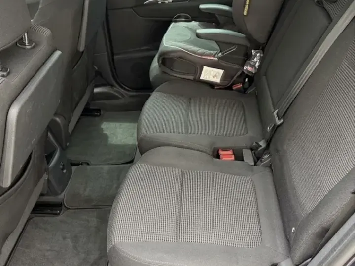 Peugeot 5008 I 1.6 HDI Confort Pack