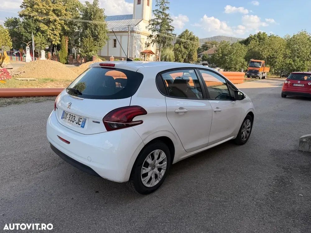 Peugeot 208 I 1.6 BlueHDi FAP Style — imagine 4