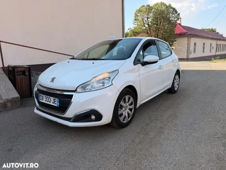 Peugeot 208 I 1.6 BlueHDi FAP Style