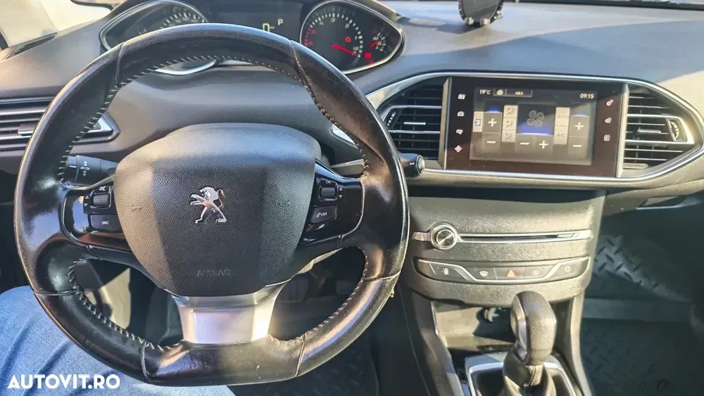 Peugeot 308 BlueHDi 120 EAT6 Stop & Start Active — imagine 2