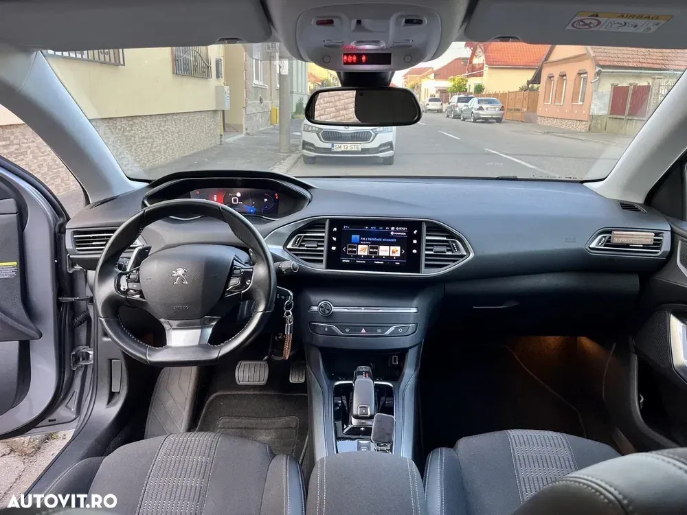 Peugeot 308 III 1.5L BlueHDI 130 S&S EAT8 Active — imagine 5