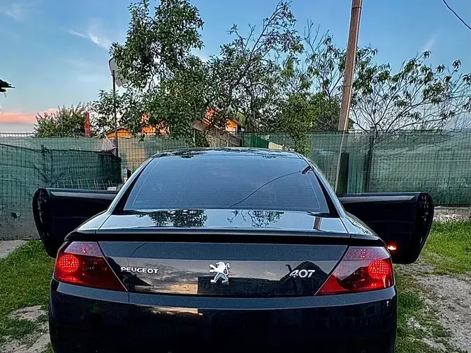 Peugeot 407 2.2E Base