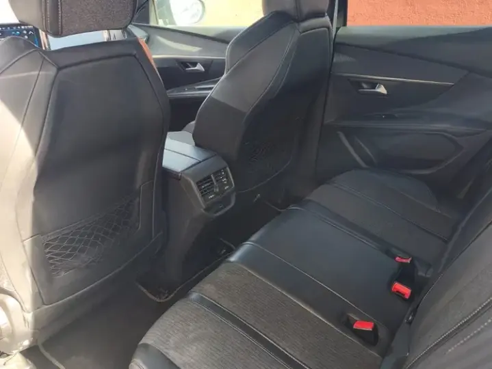 Peugeot 3008 II 1.6 BlueHDI S&S EAT6 GT-Line