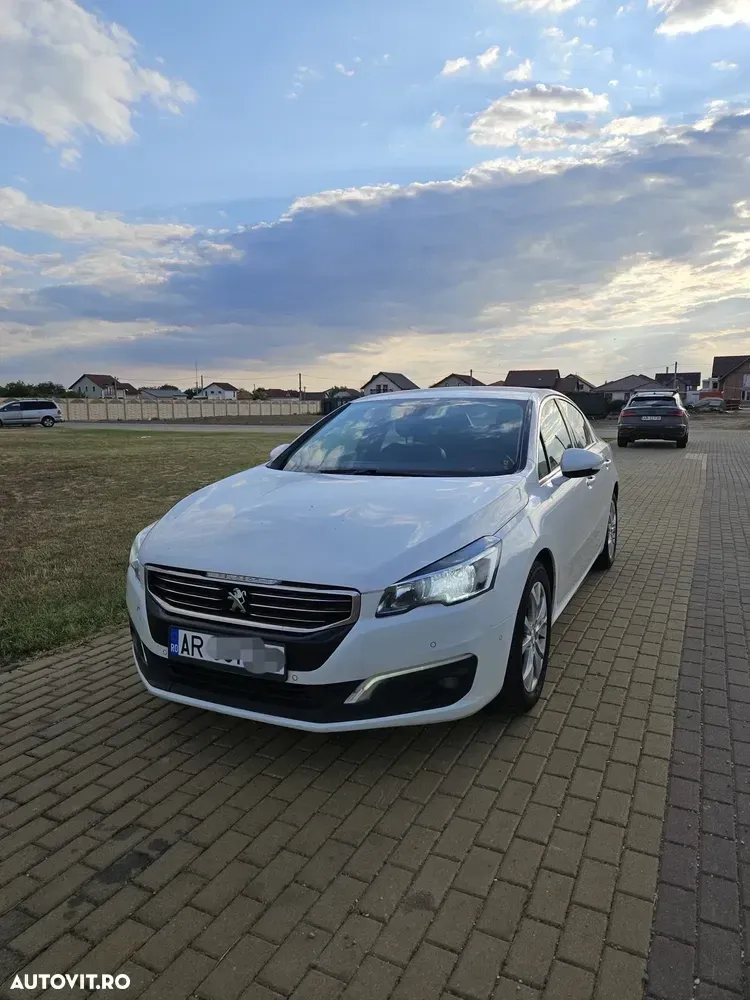 Peugeot 508 2.0 BlueHDI FAP Allure — imagine 4