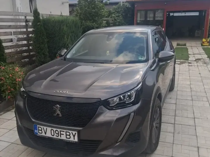 Peugeot 2008 II 1.2 L PureTech STT Allure