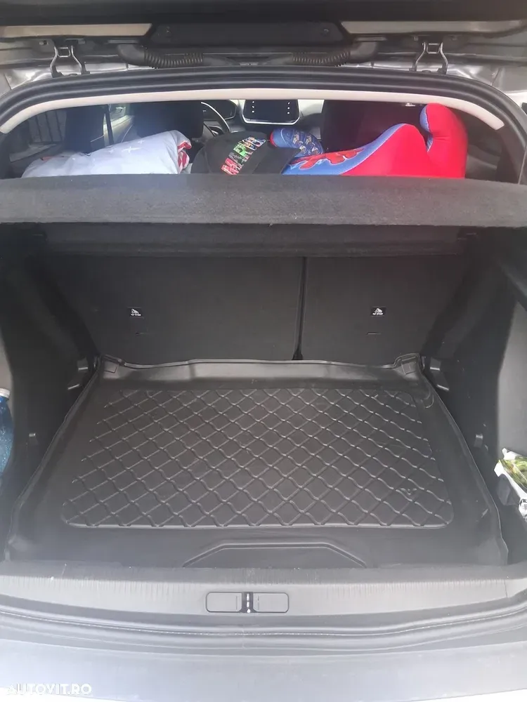 Peugeot 2008 II 1.2 L PureTech STT Allure — imagine 3