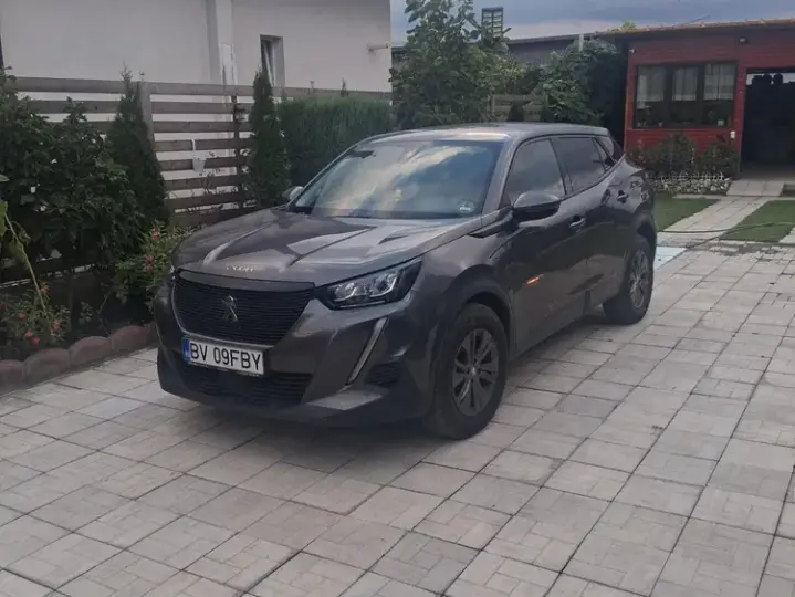 Peugeot 2008 II 1.2 L PureTech STT Allure