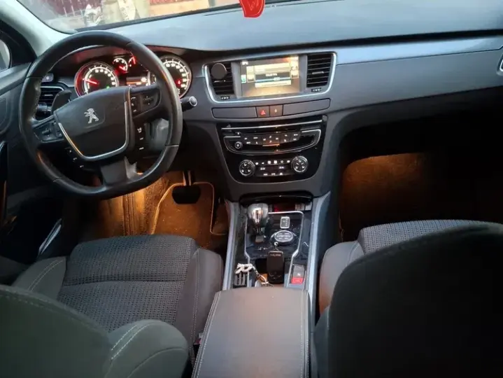 Peugeot 508 I