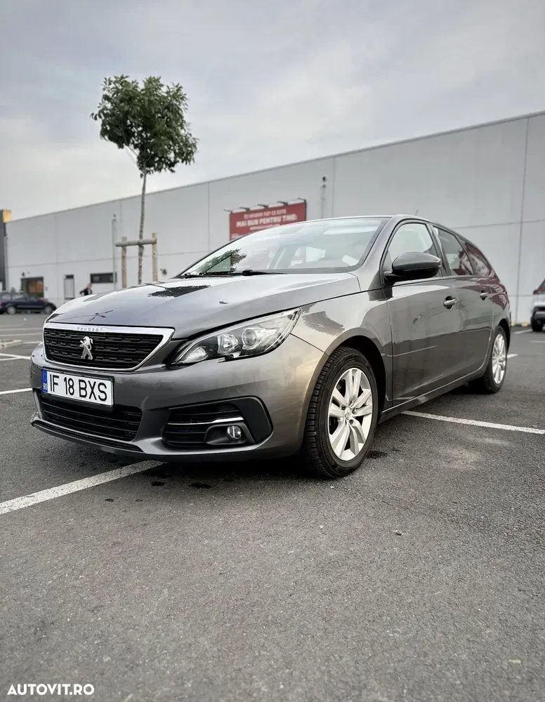 Peugeot 308 II 1.2L PureTech S&S EAT8 GT Pack — imagine 3