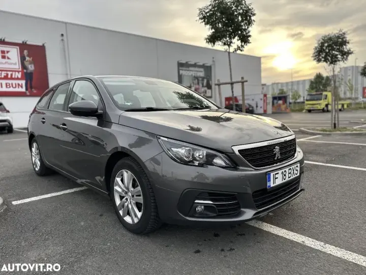 Peugeot 308 II 1.2L PureTech S&S EAT8 GT Pack