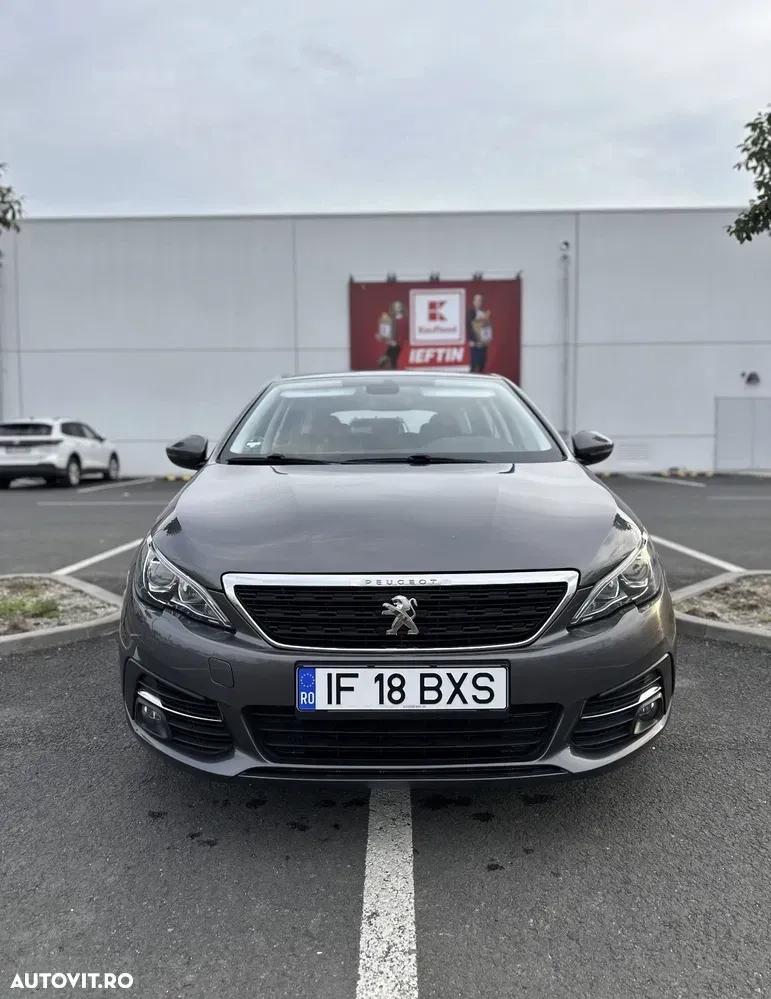 Peugeot 308 II 1.2L PureTech S&S EAT8 GT Pack — imagine 2