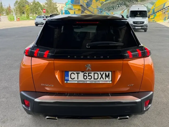 Peugeot 2008 II 1.2 PureTech EAT8 STT GT Pack