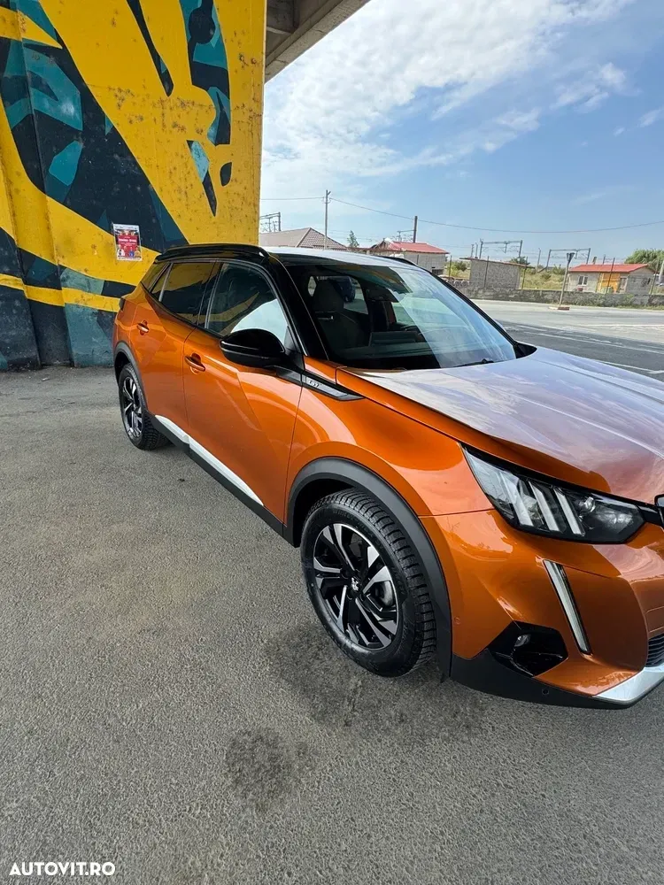 Peugeot 2008 II 1.2 PureTech EAT8 STT GT Pack — imagine 2