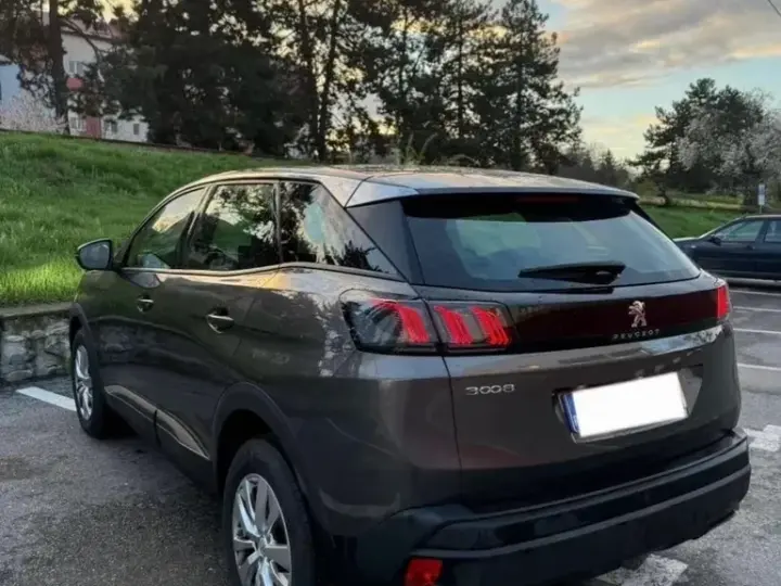 Peugeot 3008 II 1.2 PureTech 130 EAT8 Active Pack