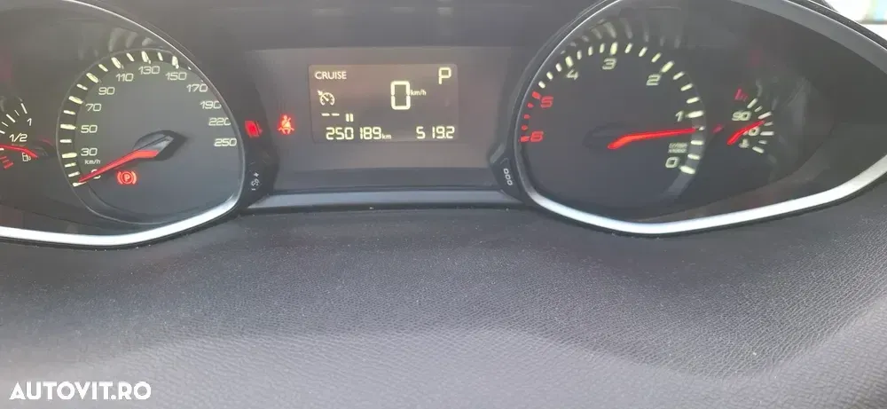 Peugeot 308 II 1.5 BlueHDi FAP STT EAT8 Active — imagine 6