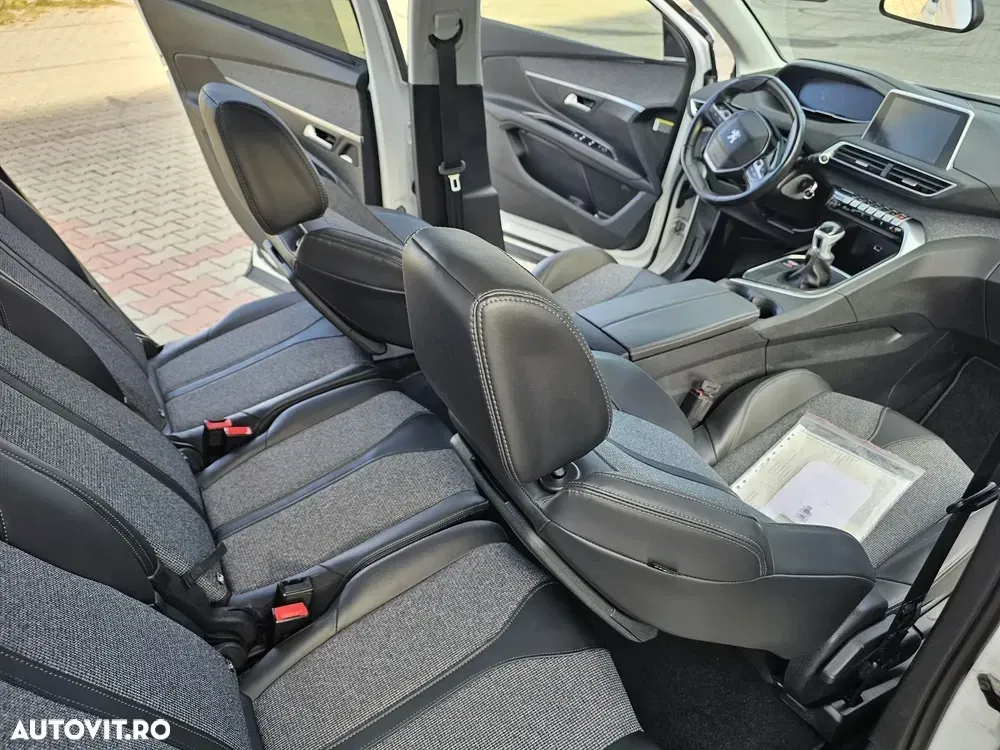 Peugeot 5008 1.2 Puretech Turbo s&s GT-Line — imagine 6