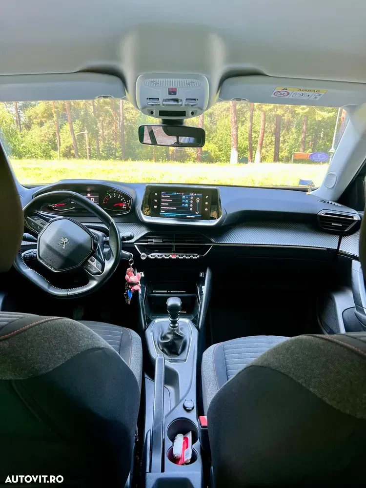 Peugeot 2008 II 1.2 PureTech Turbo S&S Active — imagine 4