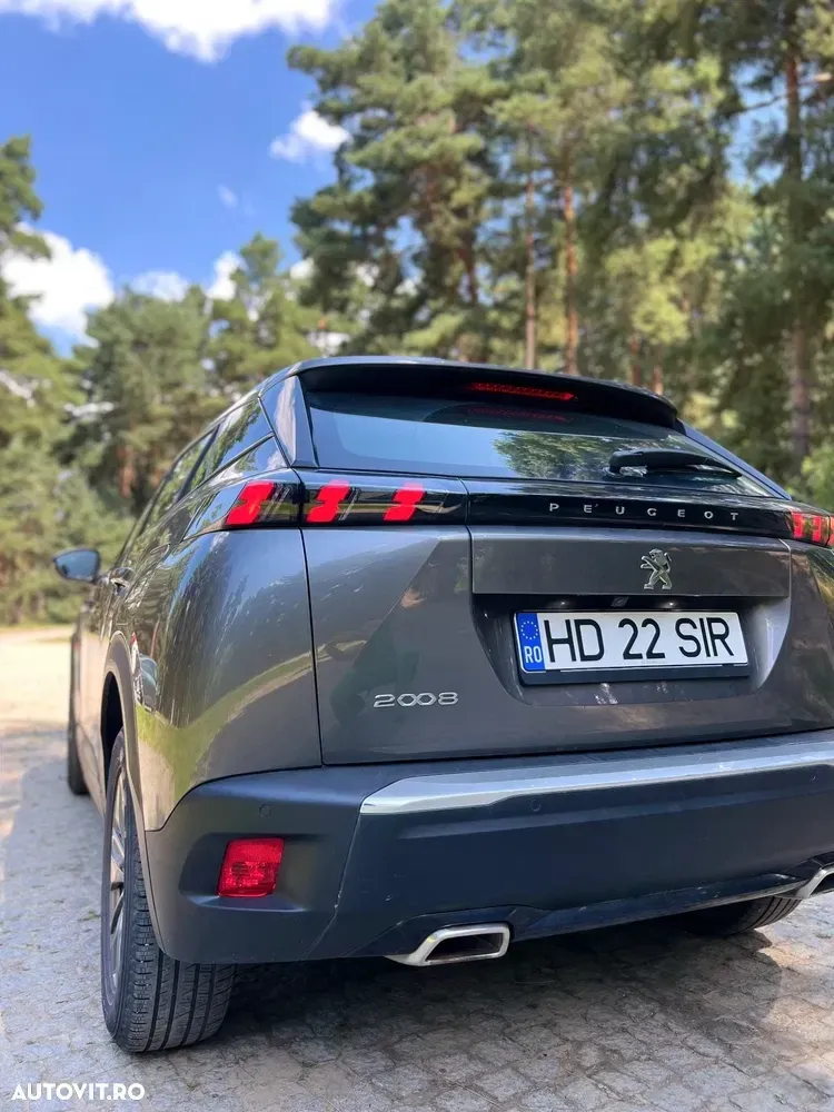 Peugeot 2008 II 1.2 PureTech Turbo S&S Active — imagine 5