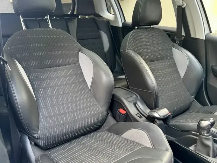Peugeot 2008 I