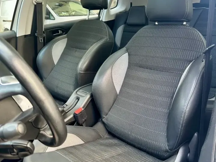 Peugeot 2008 I