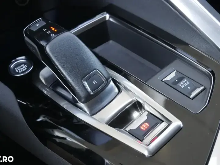 Peugeot 5008 BlueHDI 130 EAT8 Allure Pack