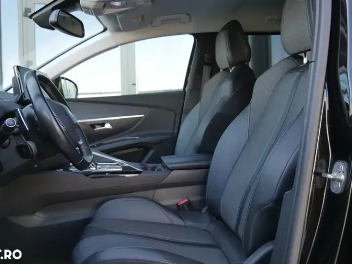 Peugeot 5008 BlueHDI 130 EAT8 Allure Pack