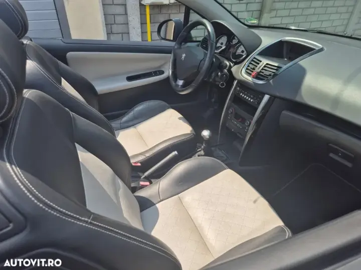 Peugeot 207 120 VTi Roland Garros