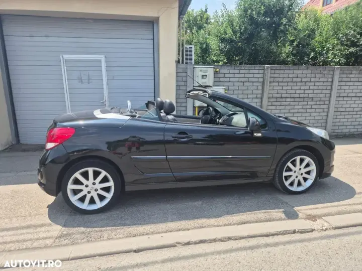 Peugeot 207 120 VTi Roland Garros