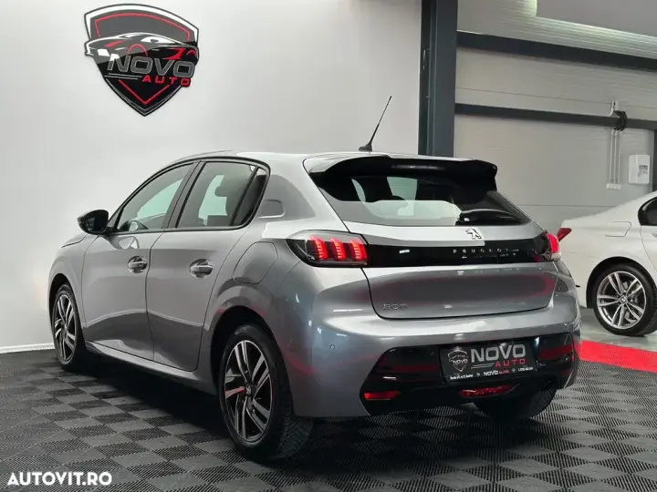 Peugeot 208 II 1.2 L PureTech STT EAT8 Allure