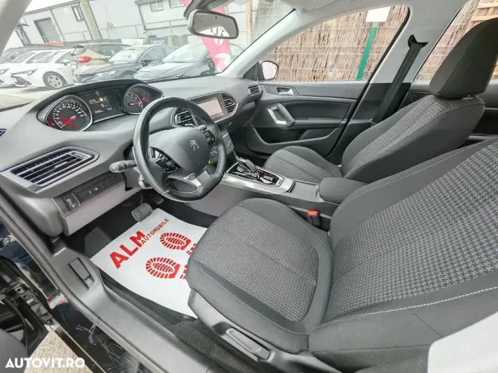 Peugeot 308 II 1.2 L PureTech Turbo S&S Active Aut.