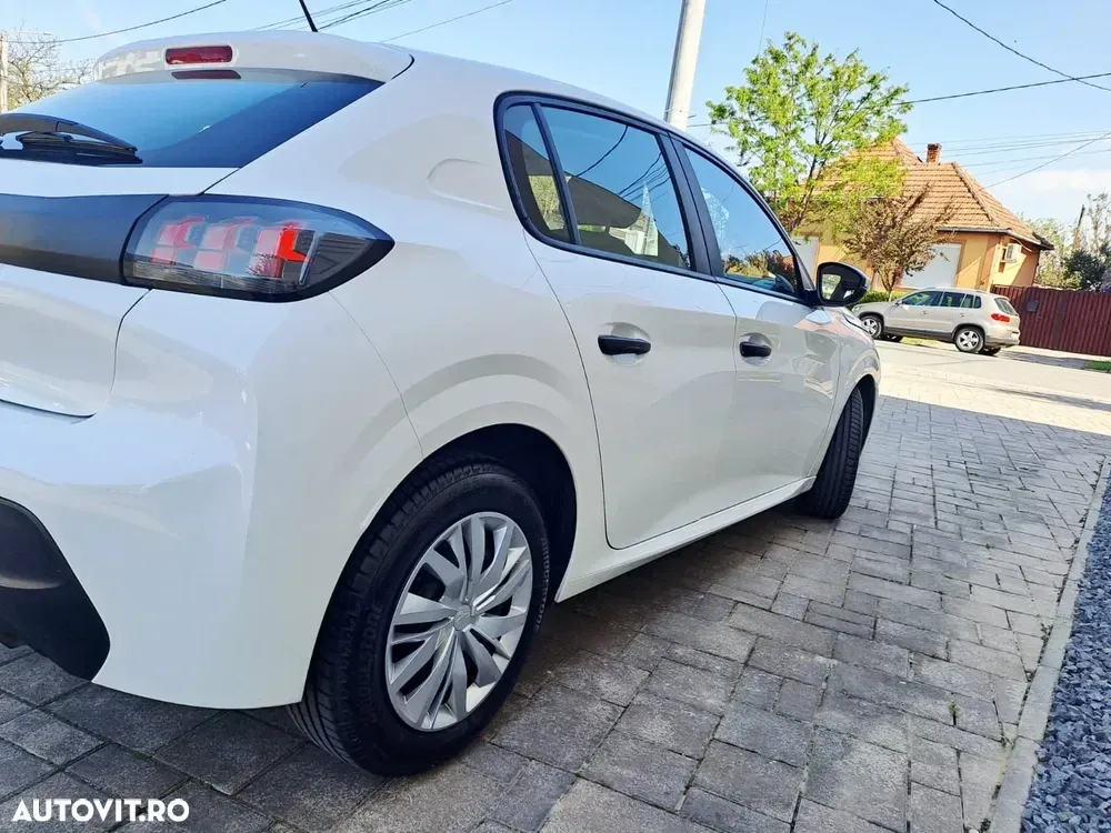 Peugeot 208 PureTech 75 Active Pack — imagine 4